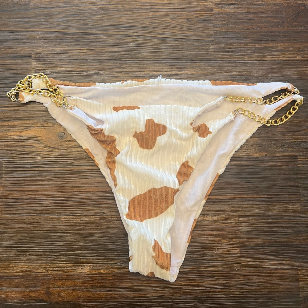 Bikini 👙 - Picture 4 of 4
